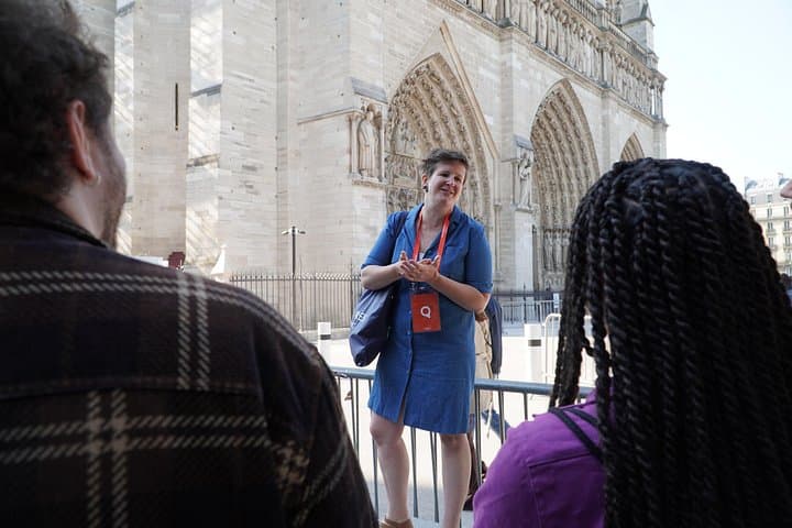 Notre Dame Cathedral Small-Group Interior & Exterior Guided Tour — photo 4