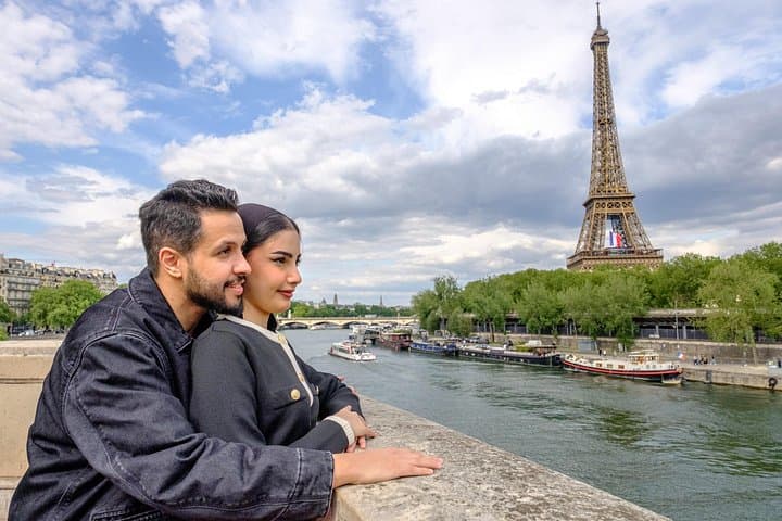 Paris: Your Own Private Photoshoot at the Eiffel Tower — photo 2