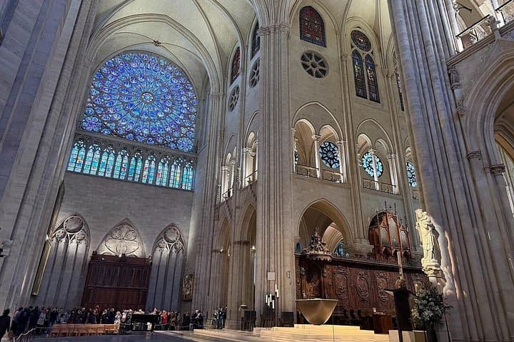 Paris: Notre-Dame Cathedral & Ile de la Cité Guided Tour — photo 12