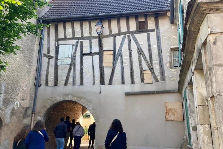 Chablis-Burgundy Wine Day from Paris with 8 Tastings & Lunch — photo 13
