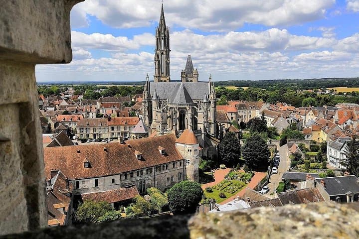 Château de Compiègne, Pierrefonds and Medieval Senlis Tour — photo 6