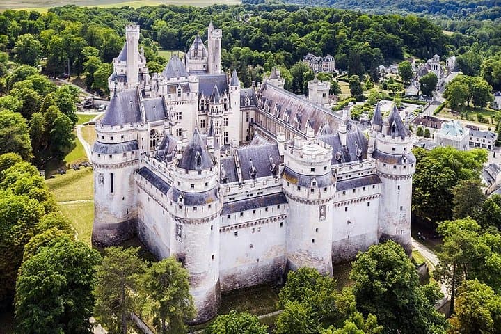 Château de Compiègne, Pierrefonds and Medieval Senlis Tour — photo 1
