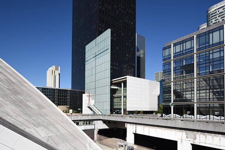 Explore La Défense Paris Modern District Walking Tour — photo 6