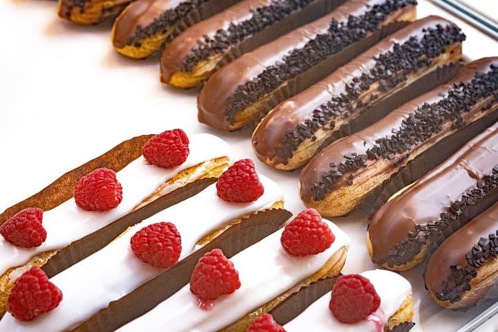 Crepes, Chocolates and Macarons in Montmartre — photo 20