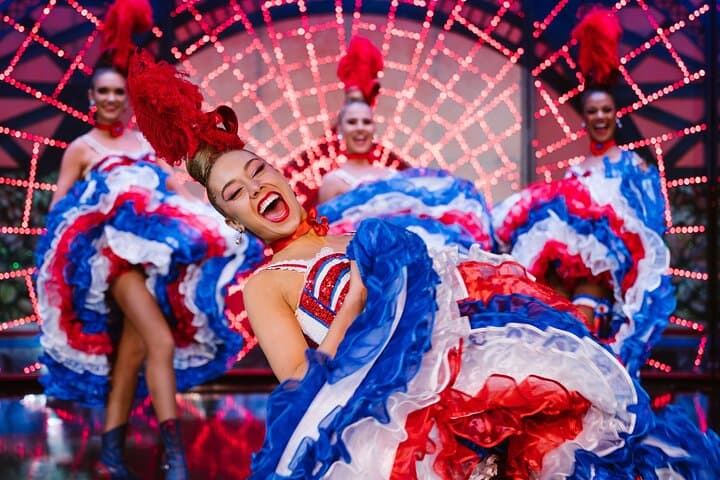 Paris Moulin Rouge 3-Courses Dinner with Wine and Show — photo 1