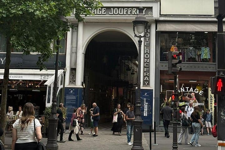 Walking Tour of Paris from Opéra Garnier to Sacré-Cœur — photo 15