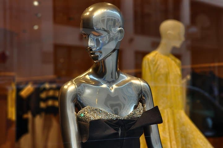 Paris Fashion Walking Tour — photo 3
