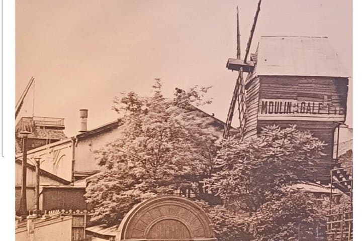 Montmartre with family — photo 7