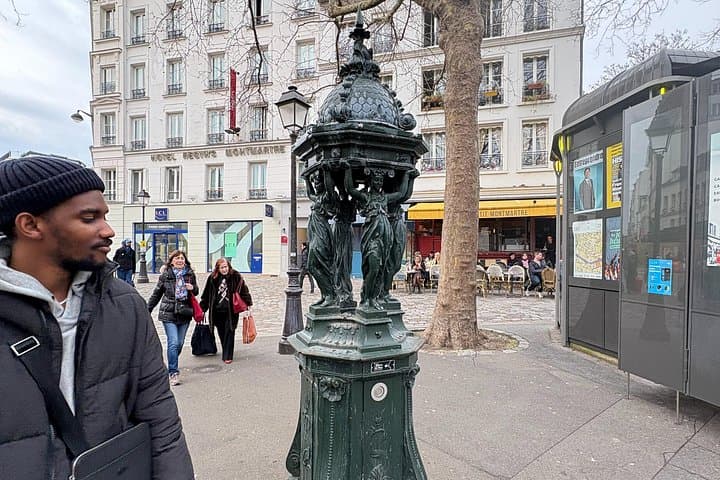 Explore Montmartre and Sacre Coeur with the best guides in Paris — photo 7