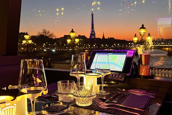 Champs-Elysées Dinner Paris by Night on a Panoramic Bus — photo 6