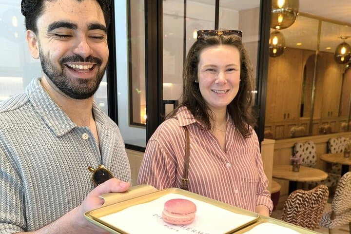 Paris Le Marais District Original Food and Wine Tasting Tour — photo 11