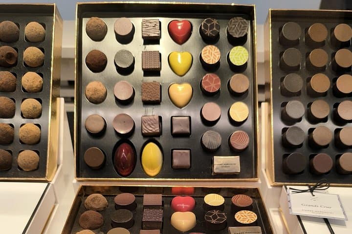 Saint-Germain The Original Chocolate Tasting Tour with Pastries and Macaron — photo 4