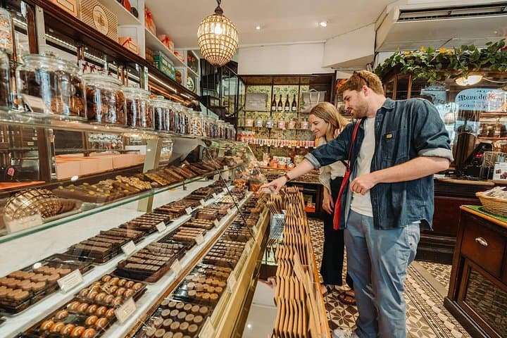 Paris Pastry Tour - Croissants, Macarons & Iconic French Desserts — photo 2