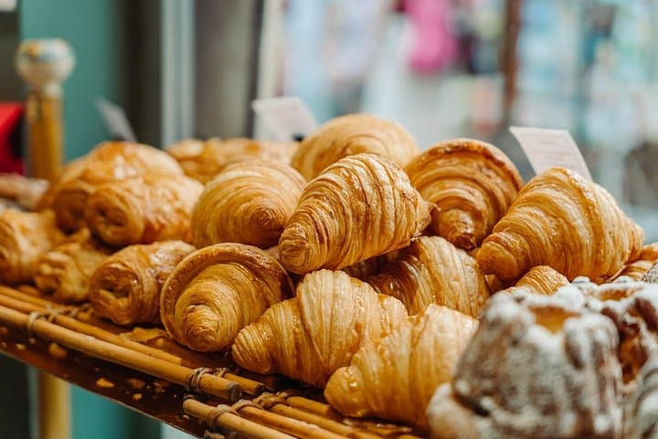 Paris Pastry Tour - Croissants, Macarons & Iconic French Desserts — photo 5