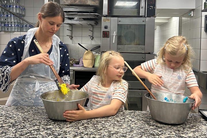 Paris Behind the Scenes Macaron Baking Class — photo 5