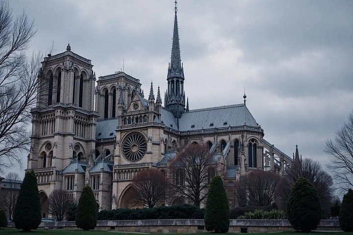 Notre-Dame Cathedral Access and Outdoor Walking Tour — photo 12