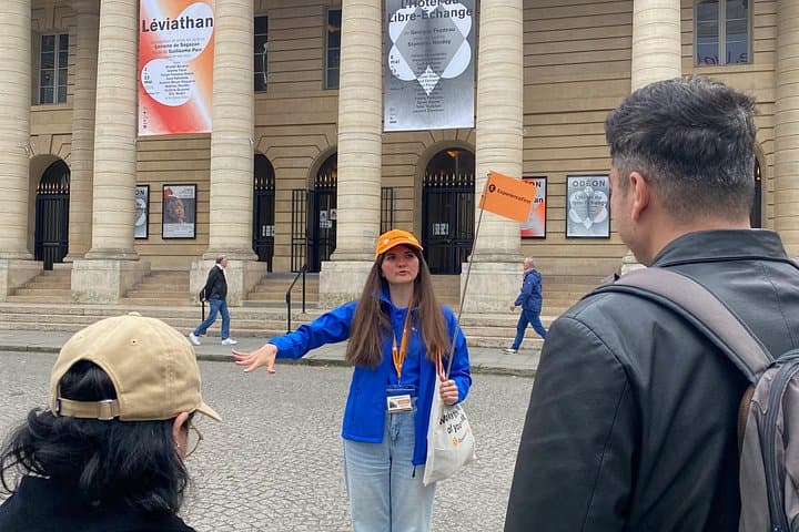 Paris Saint Germain Private Walking Tour with Cruise Option — photo 1