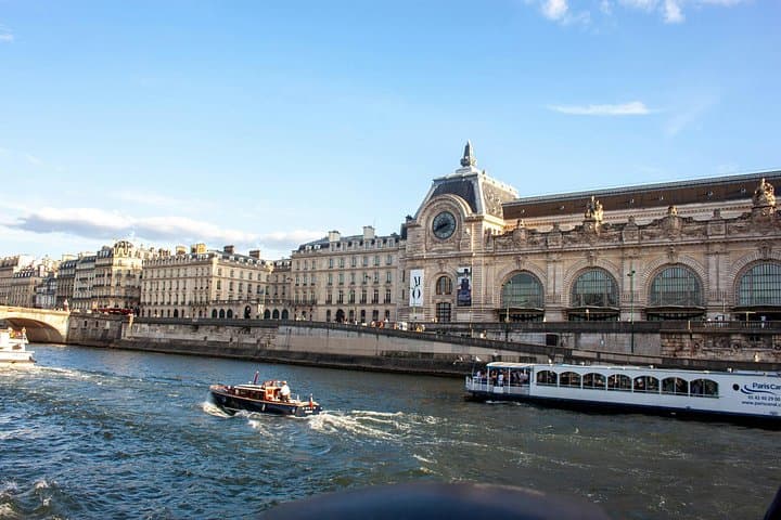 Paris Saint Germain Private Walking Tour with Cruise Option — photo 9