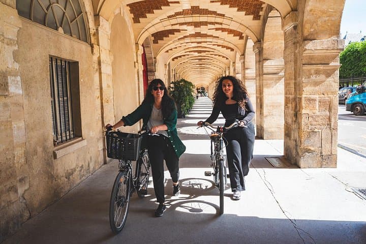 Best of Paris Small Group E-bike Guided tour (w/ optional Cruise) — photo 10