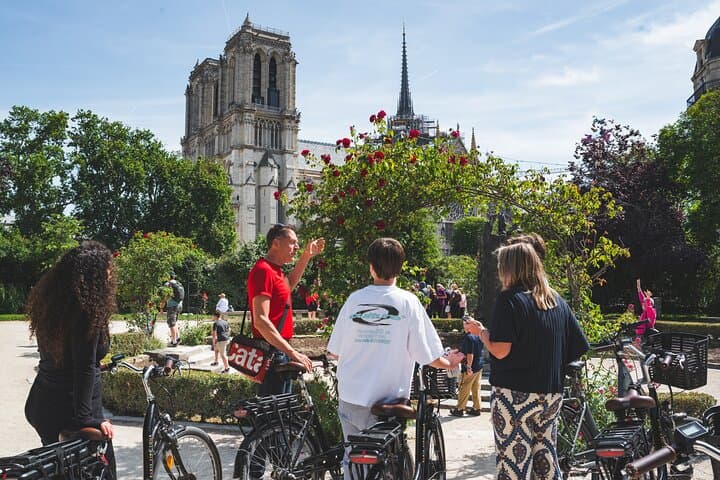 Best of Paris Small Group E-bike Guided tour (w/ optional Cruise) — photo 1