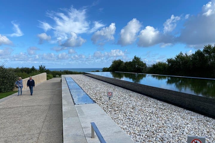 Private Tour of the D-Day Normandy Beaches — photo 17