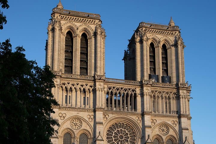 Paris Notre-Dame Interior or Exterior Walking Tour — photo 19