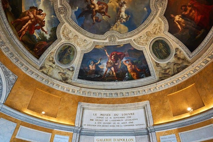 A Private Curated Journey Through the Louvre — photo 3