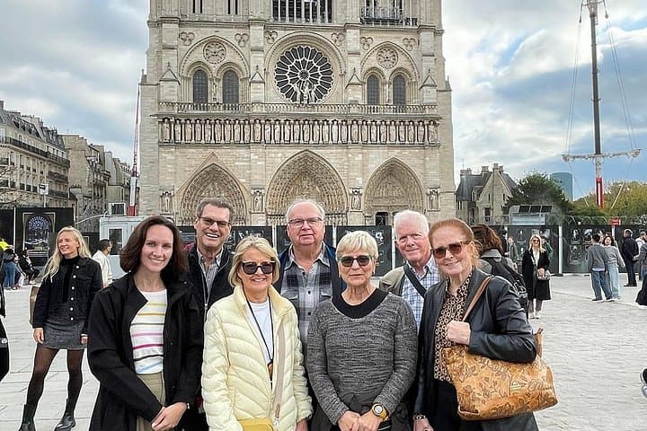 Paris City Center Tour with Notre Dame Semi Private 12ppl Max — photo 18