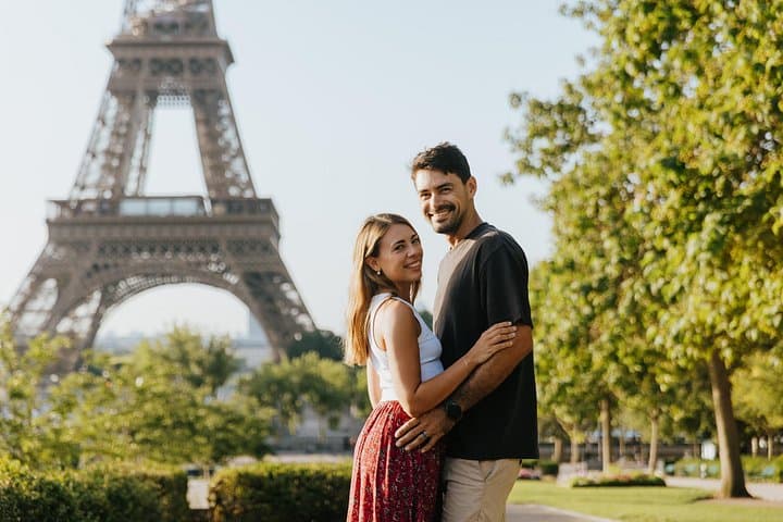 Private Photo Session with a Local Photographer in Paris — photo 14