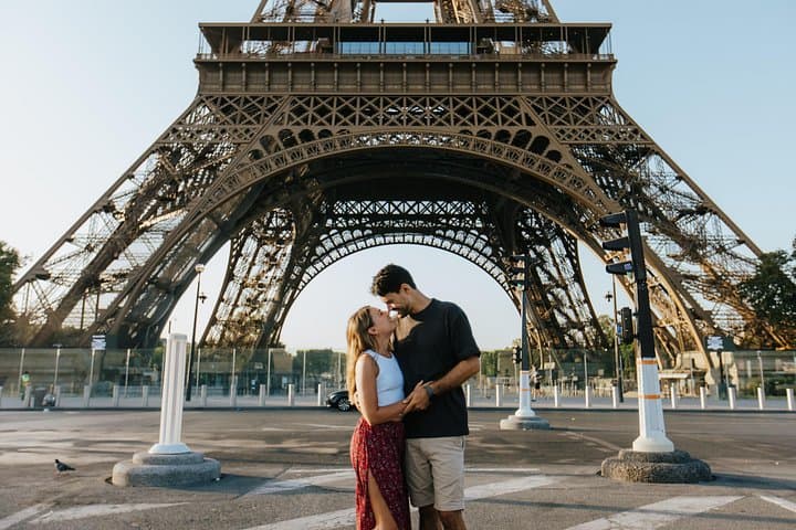 Private Photo Session with a Local Photographer in Paris — photo 13