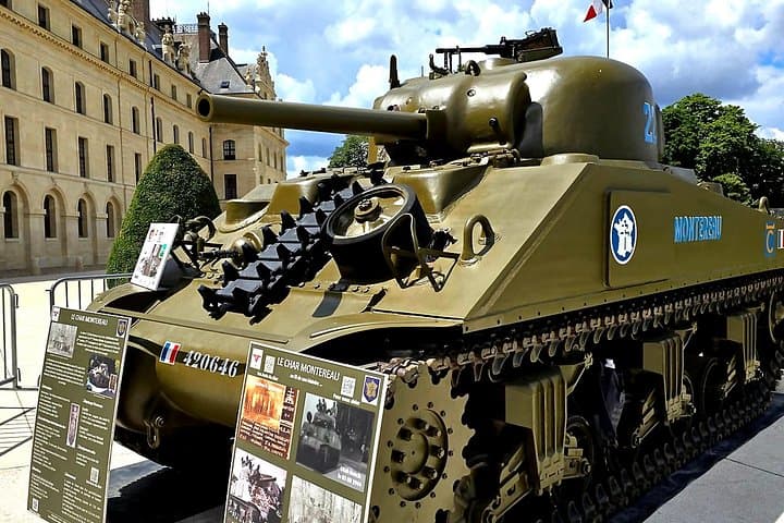 Skip the line Les Invalides World War Museum Guided Tour 8ppl Max — photo 11