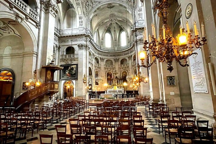 Marais District and Jewish Quarter Exclusive Guided Walking Tour — photo 16