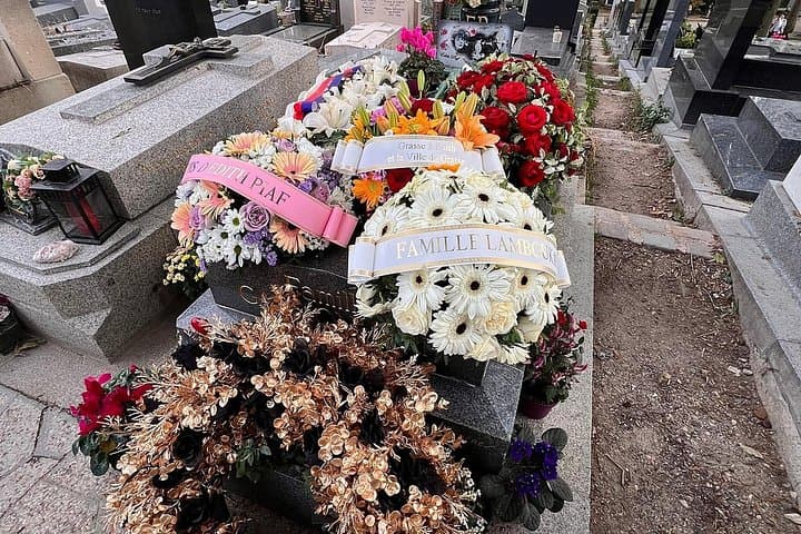 Pere Lachaise Cemetery Paris Exclusive Guided Walking Tour — photo 16