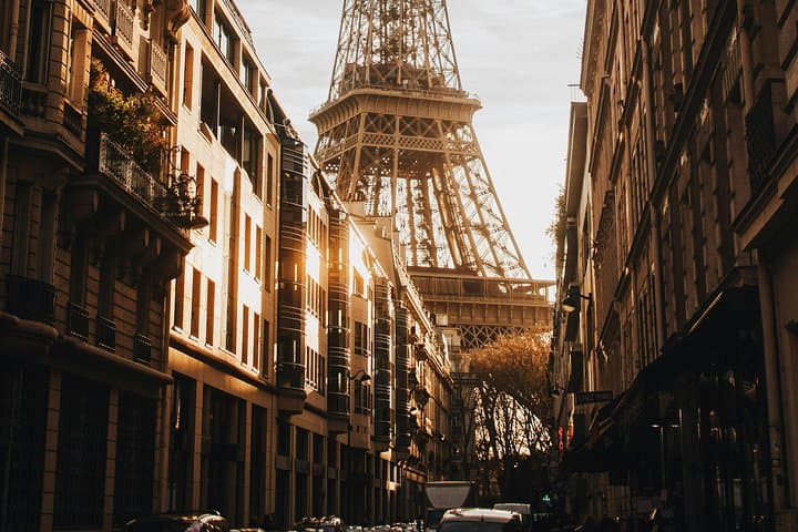 Private 4-hour City tour of Paris with Driver and Local Guide — photo 8