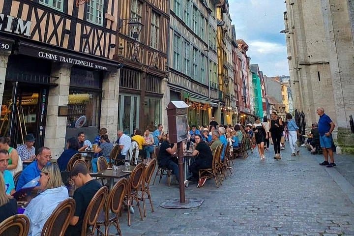 Normandy in a Day Trip to Rouen and Etretat from Paris — photo 13