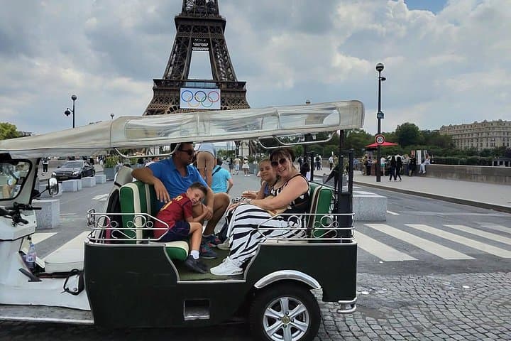 Paris Sightseeing by Tuk Tuk Golf Cart 2 hours — photo 7