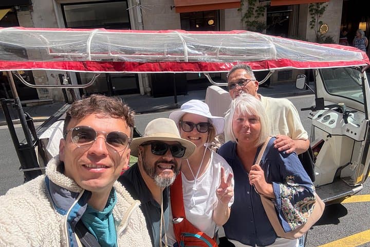 Paris Sightseeing by Tuk Tuk Golf Cart 2 hours — photo 12