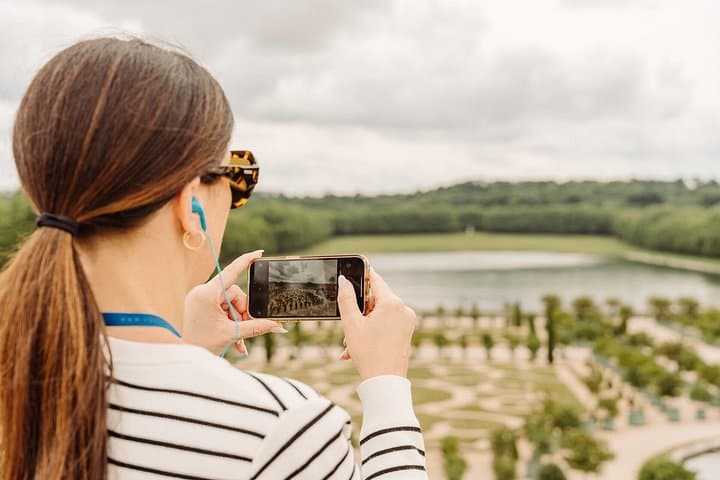 Paris to Versailles Small Group & Garden Access — photo 9