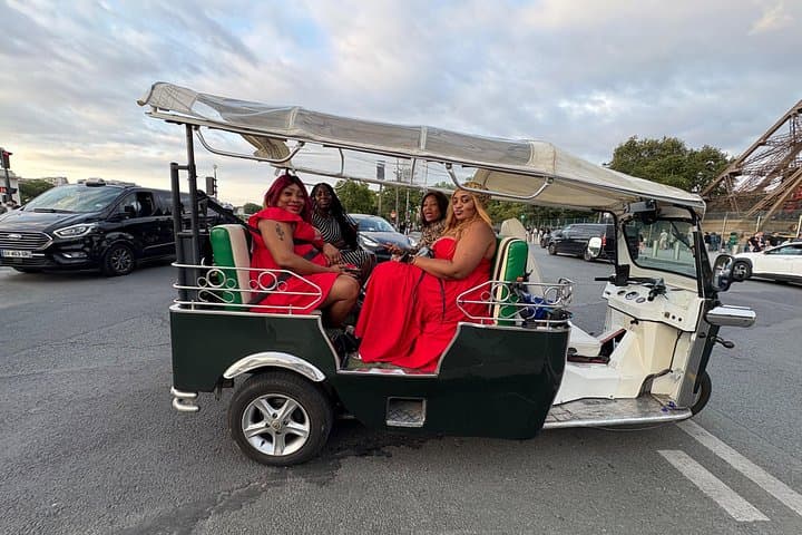 Paris Sightseeing by Tuk Tuk Golf Cart 2 hours — photo 16