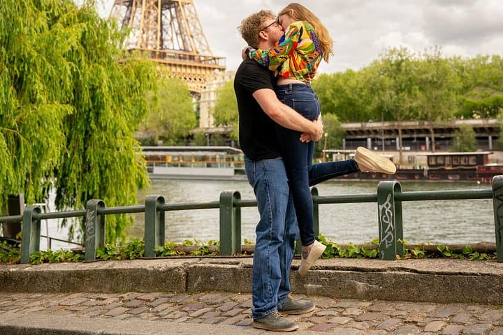 Paris: Your Own Private Photoshoot at the Eiffel Tower — photo 19