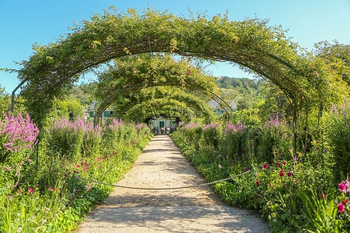 Giverny and Monet's House Half Day Trip from Paris Guide or Audio — photo 17