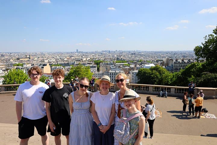 Full Day Private Tour of Paris in a Van with photoshoot included — photo 9