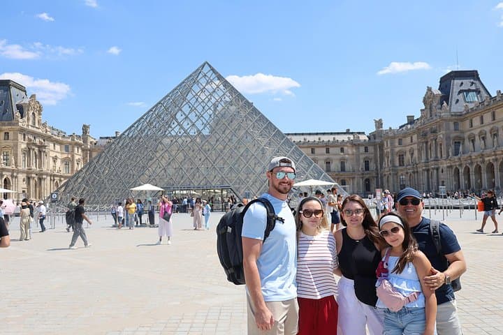 Full Day Private Tour of Paris in a Van with photoshoot included — photo 15