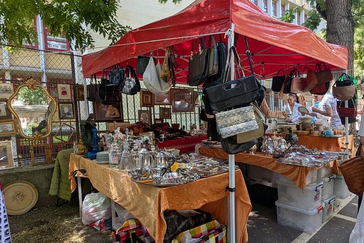 Flea Market Vanves Walking Tour — photo 7