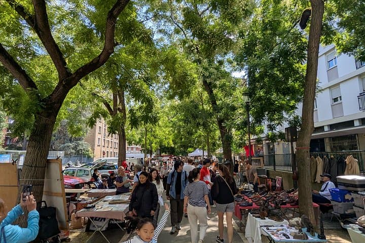 Flea Market Vanves Walking Tour — photo 13