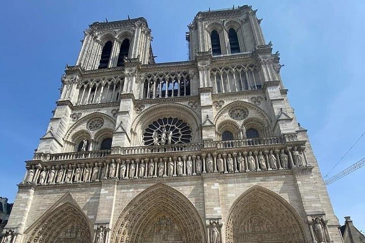 Notre-Dame Cathedral Guided Tour — photo 3
