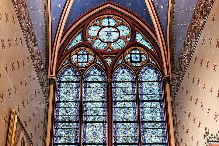 Inside Notre Dame Tour with Optional Seine River Cruise — photo 9