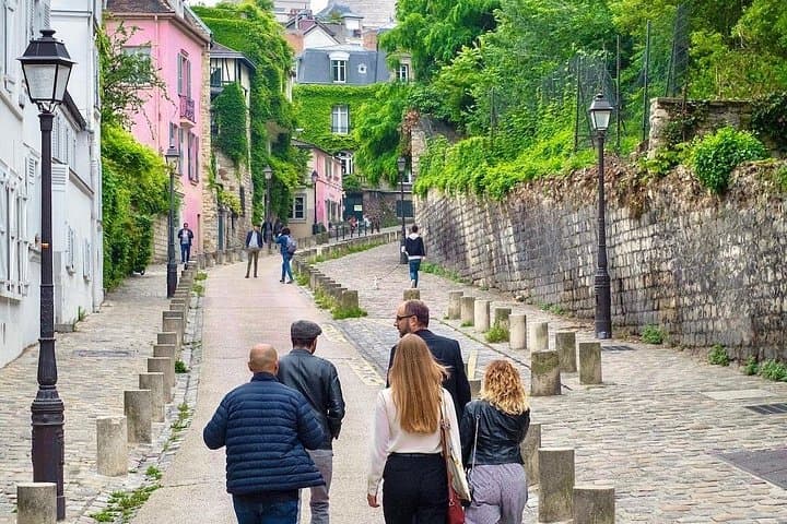 Paris Montmartre Free Walking Tour in English — photo 6