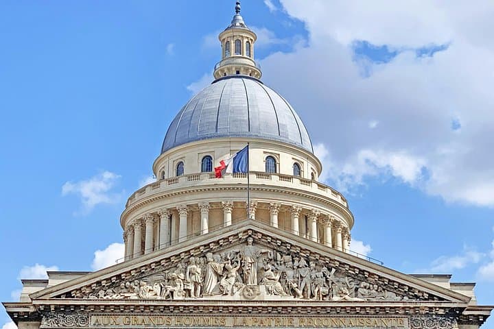 Paris Notre Dam to Pantheon Walking Tour with Pantheon Tickets — photo 2