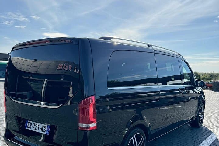 Paris Luxury Minivan City Tour with Audio Guide — photo 13